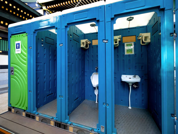 Portable restroom solutions in Solomon, KS